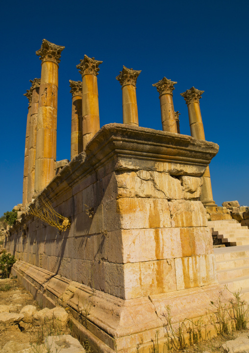 Temple Of Artemis, Jerash, Jordan