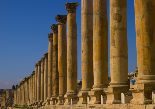 Colonnaded Street  Roman Ruins, Jerash, Jordan