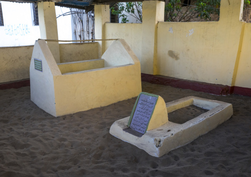 Old muslim graves, Lamu county, Matondoni, Kenya
