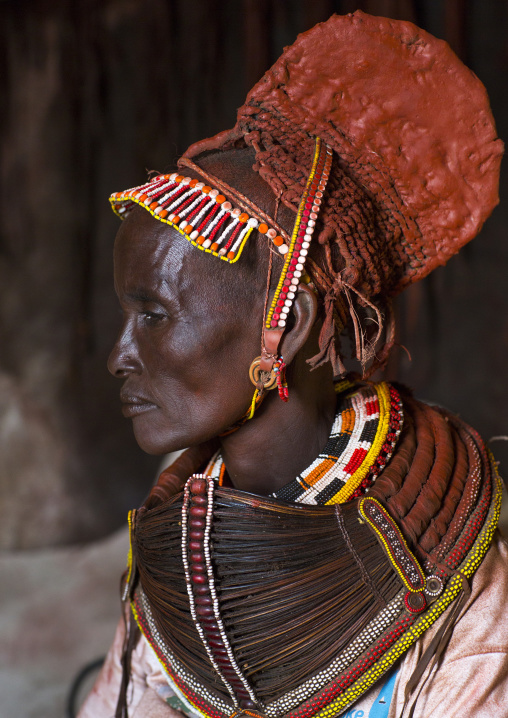 Rendille tribeswoman wearing doko headdress and mpooro engorio necklace, Turkana lake, Loiyangalani, Kenya