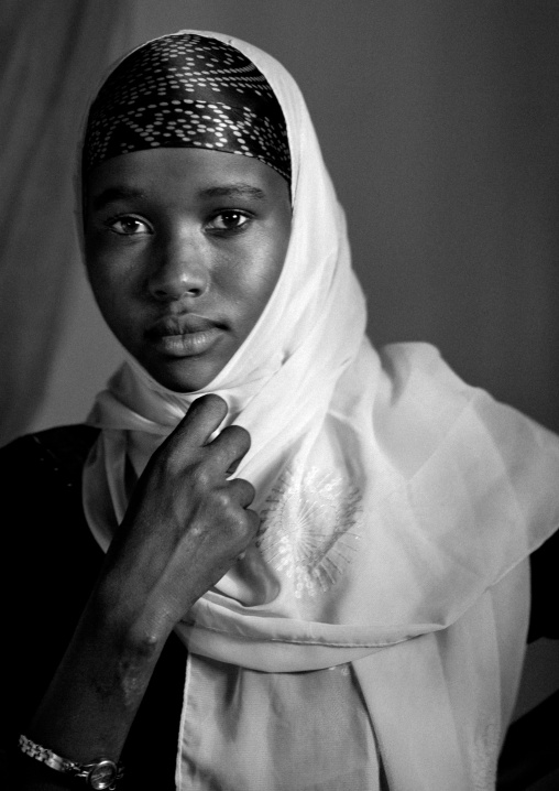 Muslim girl with white veil portrait, Lamu county, Matondoni, Kenya