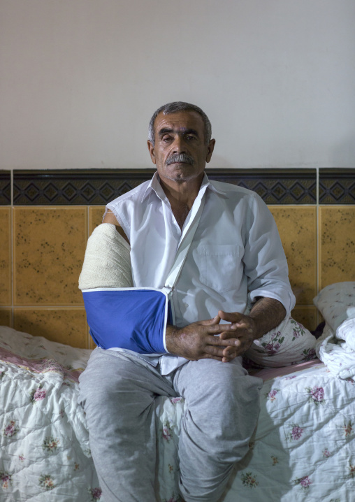 Kurdish Wounded Veteran, Sulaymaniyah, Kurdistan, Iraq