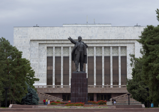 Statue Of Lenin In Front Of The Kyrgyz National Museum, Bishkek, Kyrgyzstan