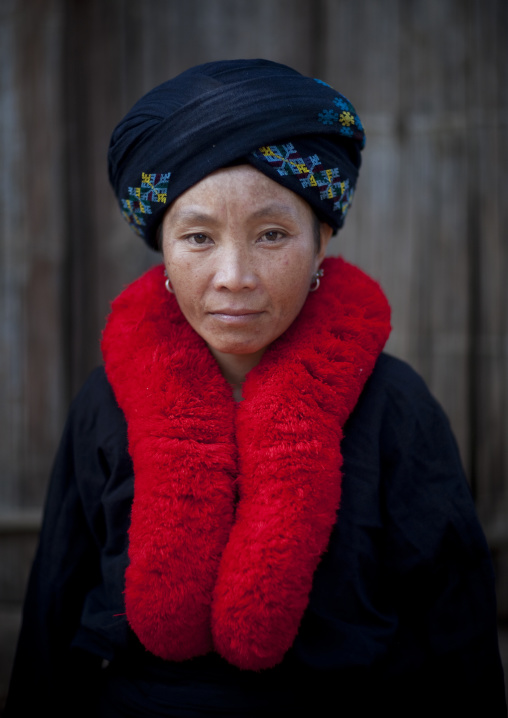 Yao minority woman, Ban xay leck, Laos