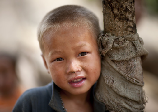Hmong minority blonde kid, Muang sing, Laos