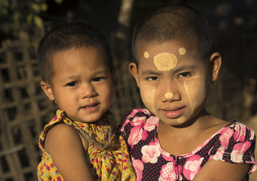 Burmese Sisters, Mrauk U, Myanmar