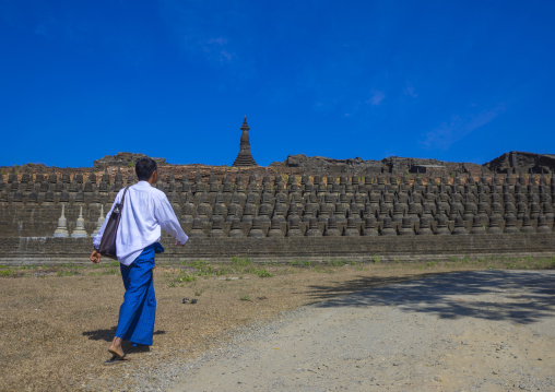 Kothaung Temple, Mrauk U, Myanmar