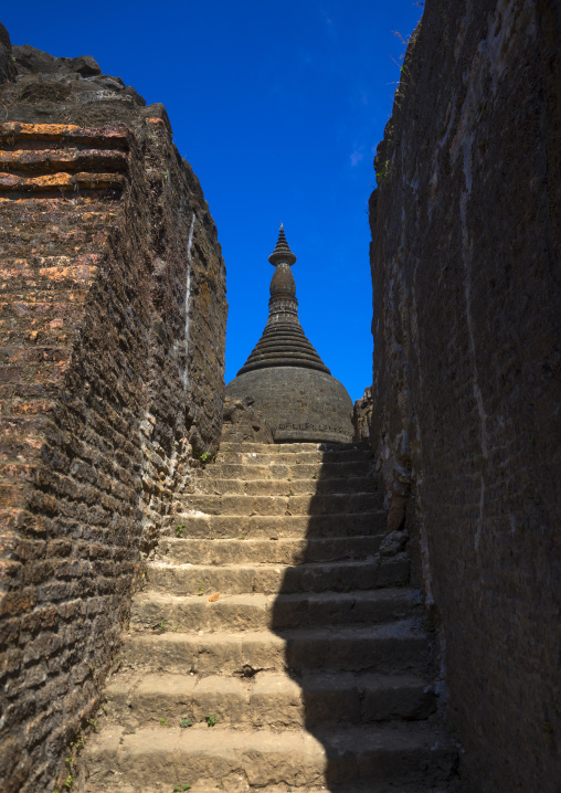 Kothaung Temple, Mrauk U, Myanmar