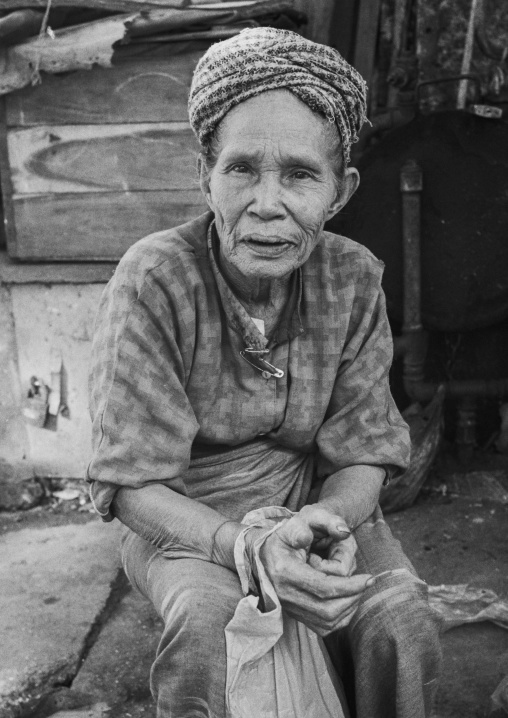 Old Burmese Woman, Yangon, Myanmar