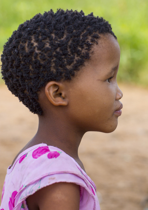 Bushman Child Girl, Tsumkwe, Namibia