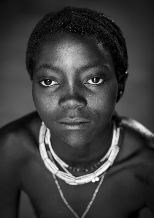 Mucawana Tribe Girl, Ruacana, Namibia