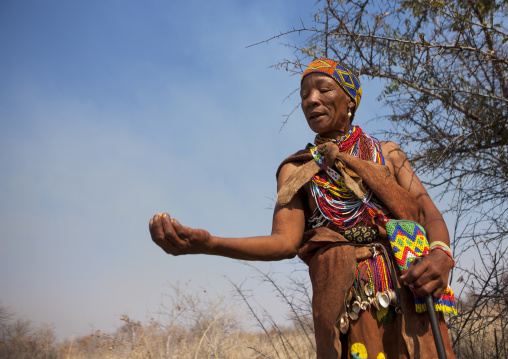 Bushman Woman, Tsumkwe, Namibia