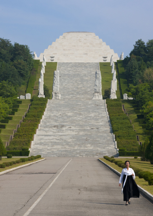 Stairs leading to the tomb of king tangun, Pyongan Province, Pyongyang, North Korea