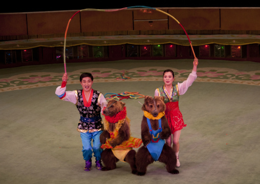 North Korean animal trainers and bear in a circus, Pyongan Province, Pyongyang, North Korea