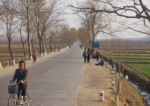 North Korean people in the countryside, South Pyongan Province, Nampo, North Korea