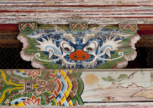 Dragon and guardian mural in buddhist Pohyon temple decoration, Hyangsan county, Mount Myohyang, North Korea