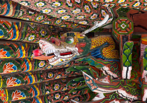 Statues of dragon in Pohyon-sa Korean buddhist temple, Hyangsan county, Mount Myohyang, North Korea