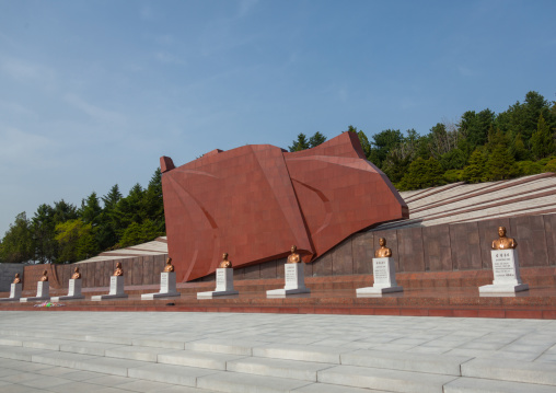 Taesongsan revolutionary martyr's cemetery, Pyongan Province, Pyongyang, North Korea