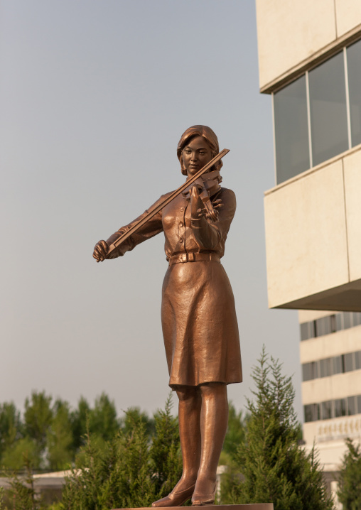 North Korean female violinist statue, Pyongan Province, Pyongyang, North Korea