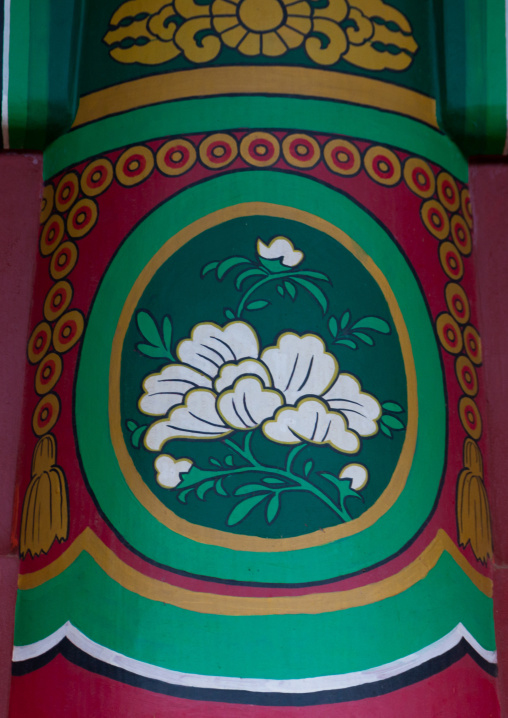 Detail of a painted pillar in Ryongthong temple founded by Korean chonthae sect of buddhism, Ogwansan, Ryongthong Valley, North Korea