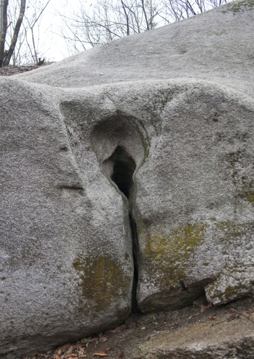 Fault in a rock looking like a woman sex in Ryongthong temple founded by Korean chonthae sect of buddhism, Ogwansan, Ryongthong Valley, North Korea