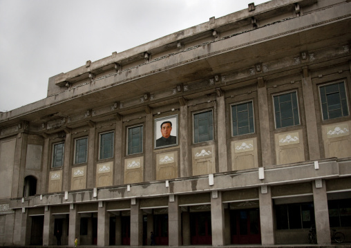 Kim il Sung portrait on a building, North Hwanghae Province, Kaesong, North Korea