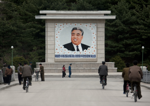 Smiling Kim il Sung on a North Korean propaganda fresco, Hyangsan county, Mount Myohyang, North Korea