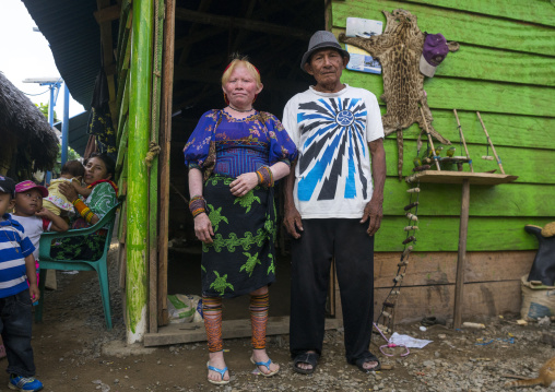 Panama, San Blas Islands, Mamitupu, Albino Kuna Tribe Woman With Her Father