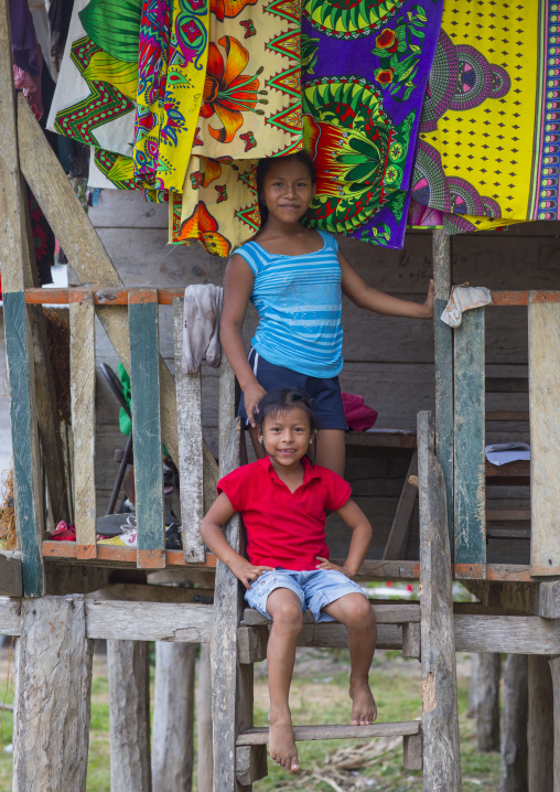 Panama, Darien Province, Puerta Lara, Wounaan Tribe Children Dressed In Western Clothes