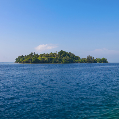 Island in the middle of the sea, Autonomous Region of Bougainville, Bougainville, Papua New Guinea