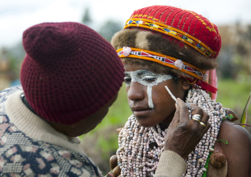 Melpa tribe woman makeup during a sing-sing, Western Highlands Province, Mount Hagen, Papua New Guinea