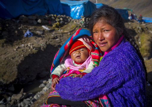 Peruvian Mother And Baby, Qoyllur Riti Festival, Ocongate Cuzco, Peru