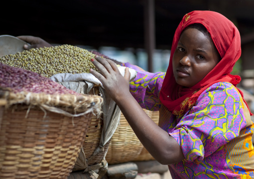 Rwandan woman working in the market, Kigali Province, Kigali, Rwanda