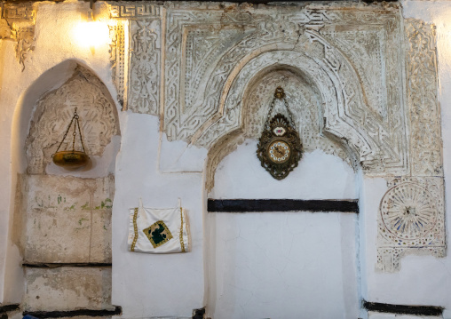 Beautiful decorative stucco plasterwork in Abdullah Matbouli house, Mecca province, Jeddah, Saudi Arabia