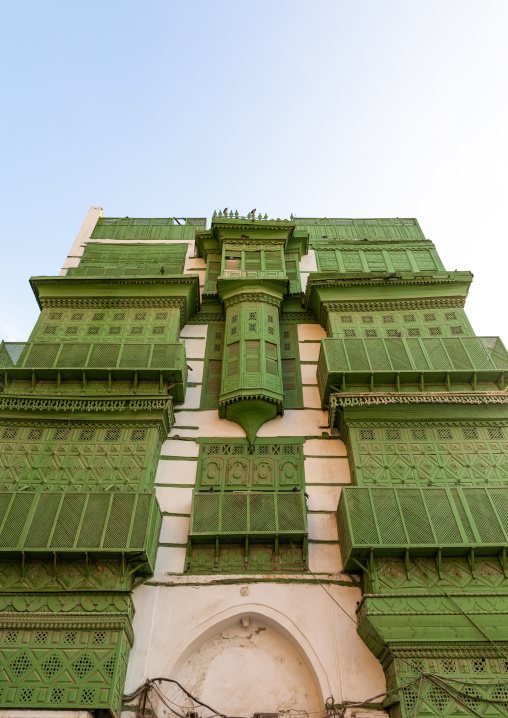 Old house with green wooden mashrabiya in al-Balad quarter, Mecca province, Jeddah, Saudi Arabia