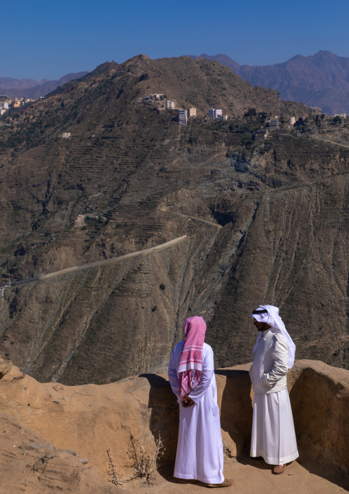 Saudi men in a village in the mountains, Jizan Province, Addayer, Saudi Arabia