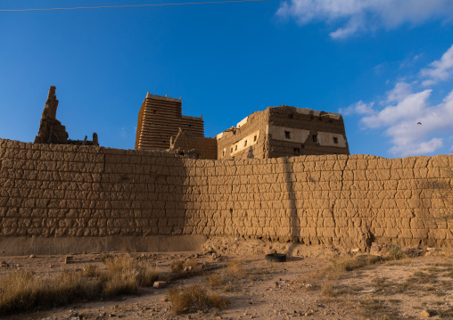 Traditional old mud house, Asir province, Ahad Rufaidah, Saudi Arabia