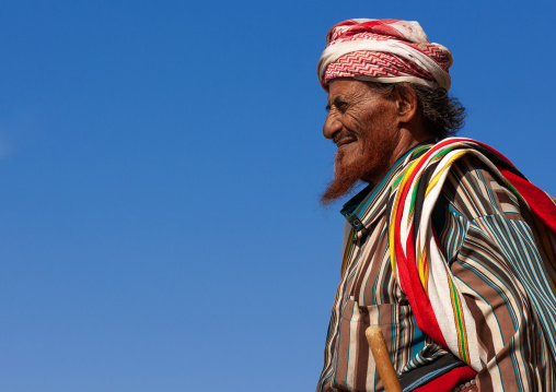 Portrait of an asiri old man, Asir province, Al Farsha, Saudi Arabia