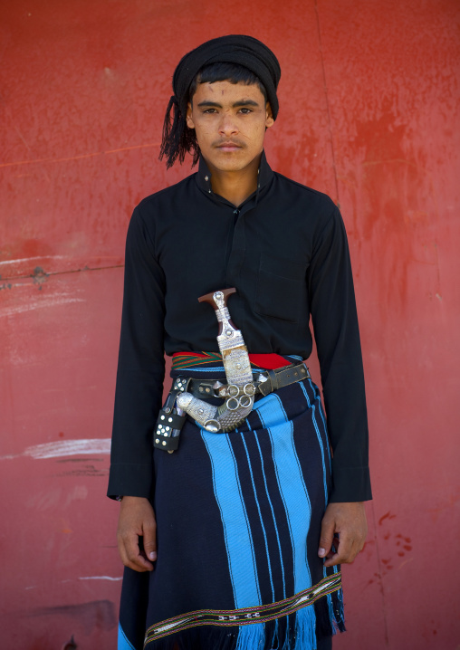 Portrait of a young saudi man, Jizan province, Addayer, Saudi Arabia