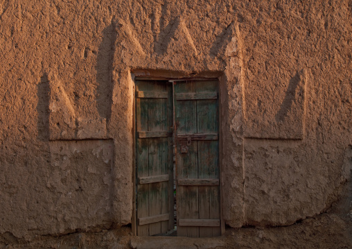 Window of an old mud house, Najran Province, Najran, Saudi Arabia