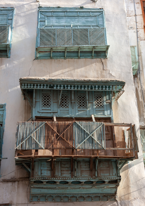 Houses with wooden mashrabia and rowshan in the old quarter, Hijaz Tihamah region, Jeddah, Saudi Arabia