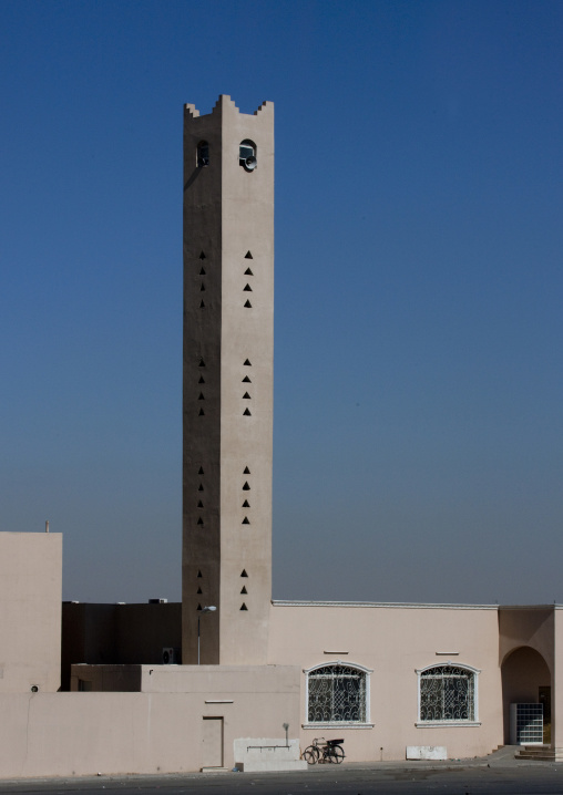 Modern mosque, Riyadh Province, Riyadh, Saudi Arabia