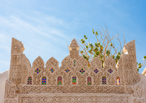 Top of al-refae e house gateway decorated with stucco, Jizan Region, Farasan island, Saudi Arabia