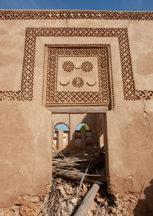 Gypsum decoration of the external walls of a turkish house, Jizan Region, Farasan island, Saudi Arabia