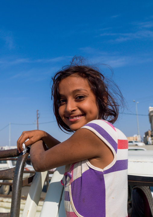 Portrait of a smiling saudi girl, Jizan Province, Sabya, Saudi Arabia