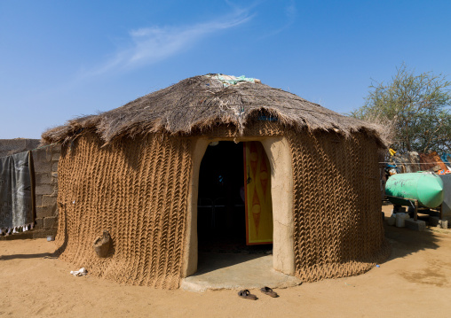 Traditional tihama hut, Jizan Region, Jizan, Saudi Arabia