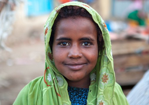 Portrait of a smiling somali girl wearing a hijab, Woqooyi Galbeed region, Hargeisa, Somaliland