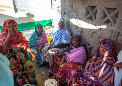 Somali women having a chat in a house, Woqooyi Galbeed region, Hargeisa, Somaliland