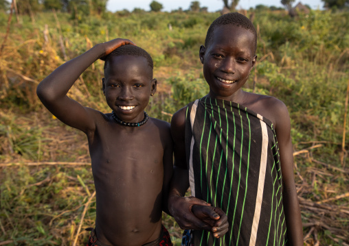 Portrait of smiling Mundari tribe girls, Central Equatoria, Terekeka, South Sudan
