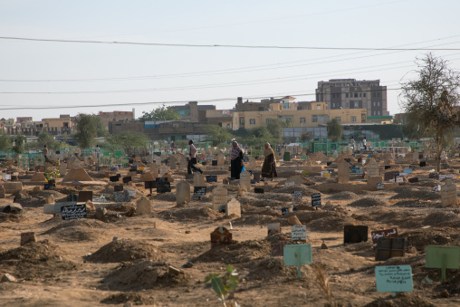 Sudanese people in the cemetery near sheikh Hamad el nil tomb, Khartoum State, Omdurman, Sudan
